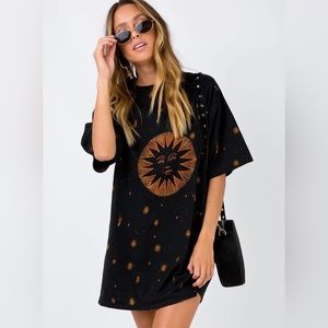 Princess Polly t shirt dress size S